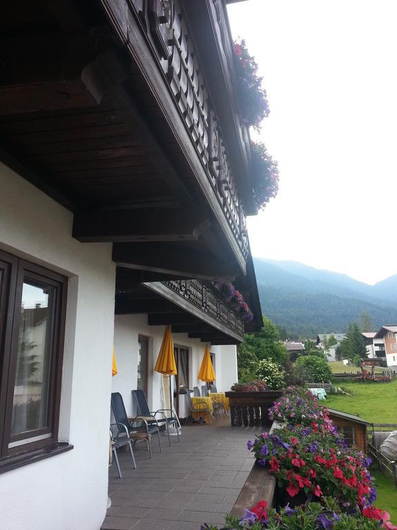 Hotel Garni Dietrich Seefeld in Tirol Exterior photo